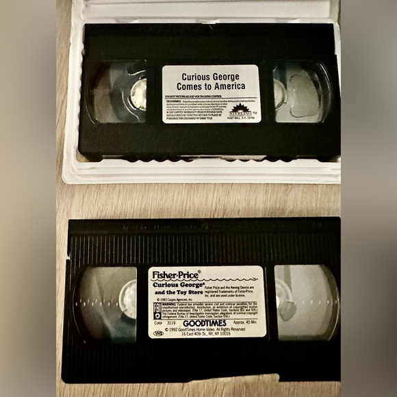 Curious George VHS Bundle - George Comes to America AND George and the Toy Store - Picture 2 of 3